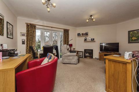 1 bedroom flat for sale, Batchwood View, St. Albans