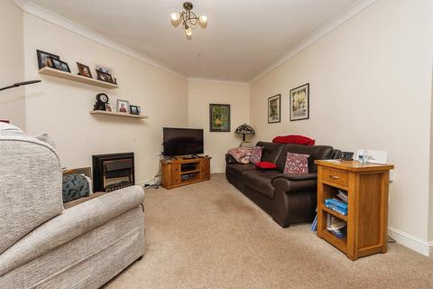 1 bedroom flat for sale, Batchwood View, St. Albans