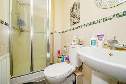 5 bedroom end of terrace house for sale, Cunningham Avenue, Hatfield