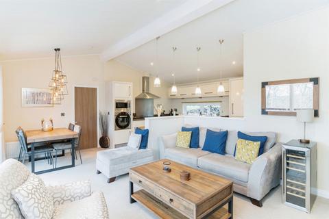2 bedroom park home for sale, Finlake Resort & Spa, Chudleigh, Newton Abbot