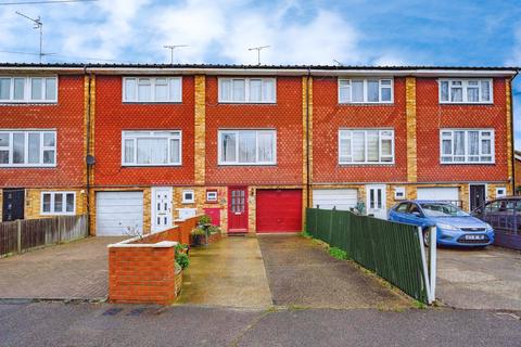 Admirals Close, Colney Heath, St. Albans