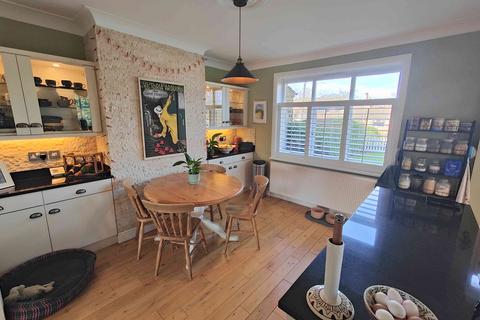 3 bedroom semi-detached house for sale, Woodhouse Lane, Brighouse HD6