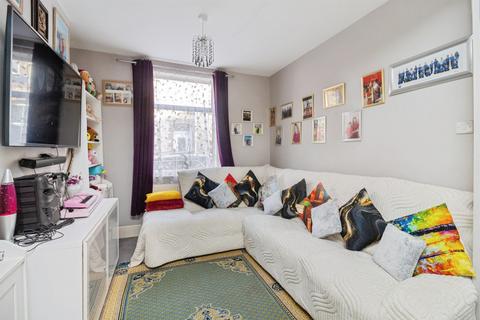 3 bedroom terraced house for sale, Hilton Road, Newton Abbot