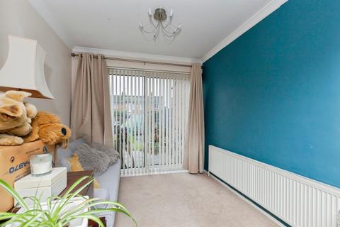 4 bedroom semi-detached house for sale, Coombe Rise, Oadby, Leicester