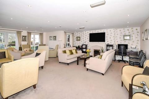 1 bedroom flat for sale, Sandhurst Street, Oadby, Leicester