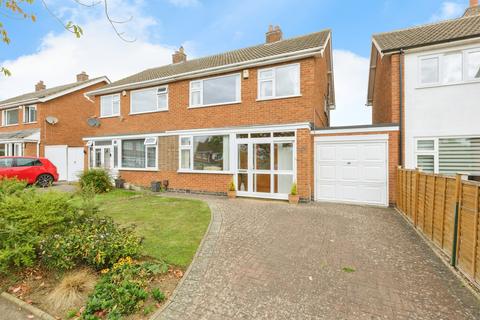 undefined, Kew Drive, Oadby, Leicester