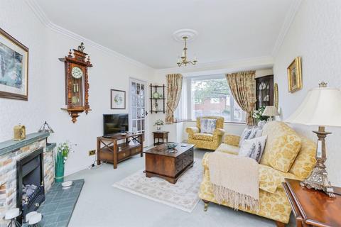undefined, Kew Drive, Oadby, Leicester