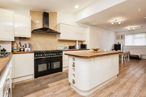 3 bedroom semi-detached house for sale, Newbury Lane, Oldbury