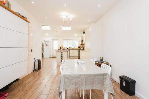 3 bedroom semi-detached house for sale, Newbury Lane, Oldbury
