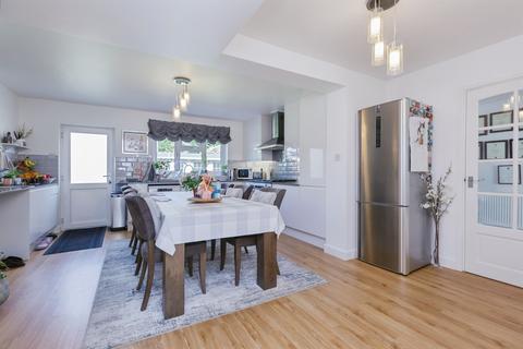 4 bedroom detached house for sale, The Morwoods, Oadby, Leicester