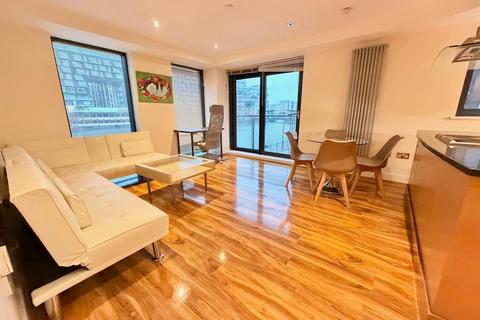 2 bedroom flat to rent, Millharbour, London, E14