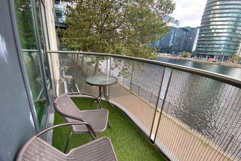 2 bedroom flat to rent, Millharbour, London, E14