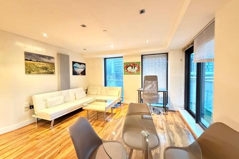 2 bedroom flat to rent, Millharbour, London, E14
