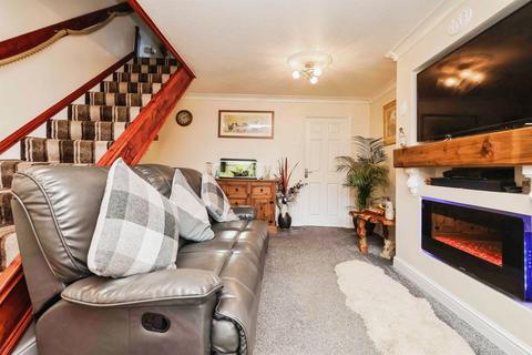 3 bedroom terraced house for sale, Mallard Drive, OLDBURY