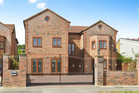 undefined, Ashford Crescent, Grange Farm, Milton Keynes