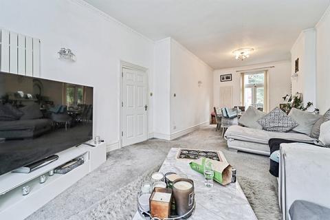 4 bedroom semi-detached house for sale, Vicarage Street, Oldbury