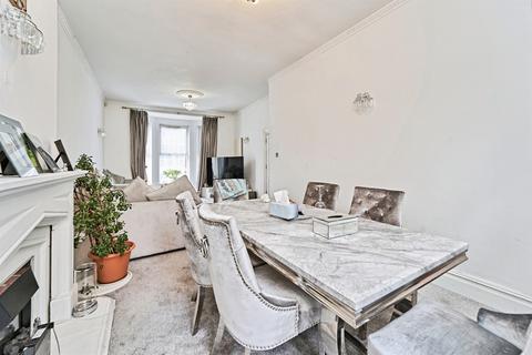 4 bedroom semi-detached house for sale, Vicarage Street, Oldbury