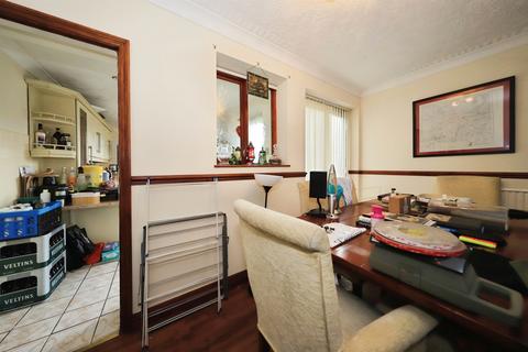 undefined, Brooklyn Grove, Bilston