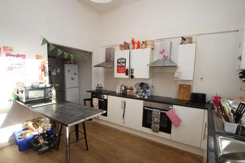 undefined, Great Western Road, Glasgow, G12