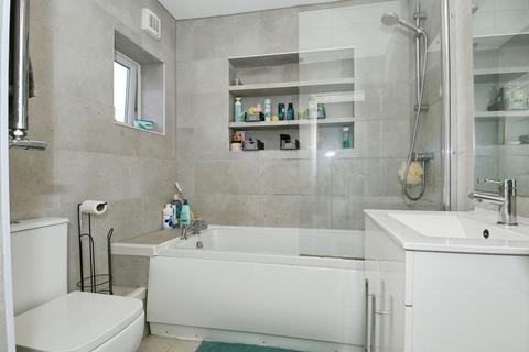 5 bedroom detached house for sale, Welland Road, Dogsthorpe, Peterborough