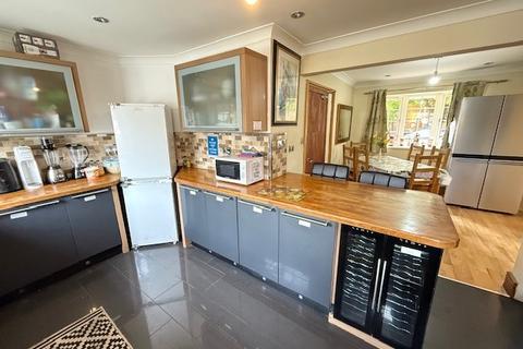 undefined, A Brookwood Crescent, Nottingham, NG4