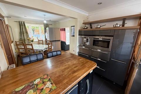 undefined, A Brookwood Crescent, Nottingham, NG4