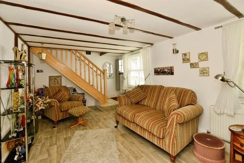 3 bedroom detached house for sale, South Street, Lydd, Romney Marsh