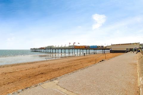 2 bedroom flat for sale, Esplanade Road, Paignton