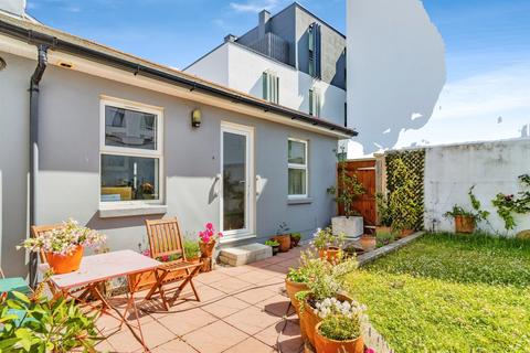 2 bedroom flat for sale, Esplanade Road, Paignton