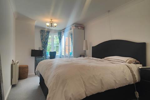 undefined, Risingholme Court, Heathfield, TN21