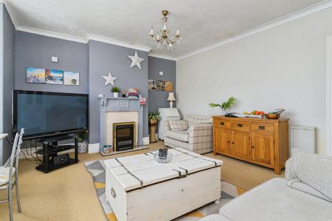 2 bedroom flat for sale, Fortescue Road, Paignton