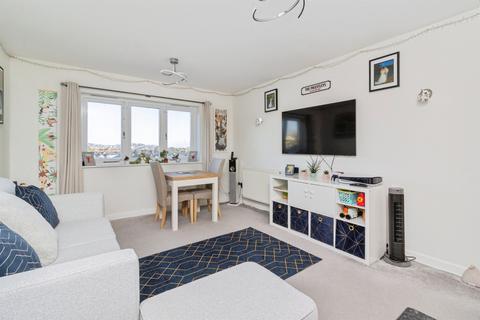 2 bedroom flat for sale, Winner Street, Paignton