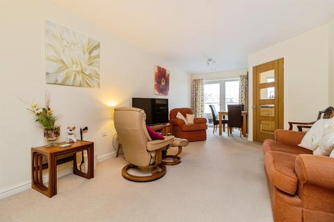 1 bedroom flat for sale, Manor Crescent, PAIGNTON