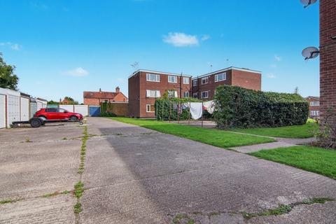 undefined, Upper Eastern Green Lane, Coventry, CV5