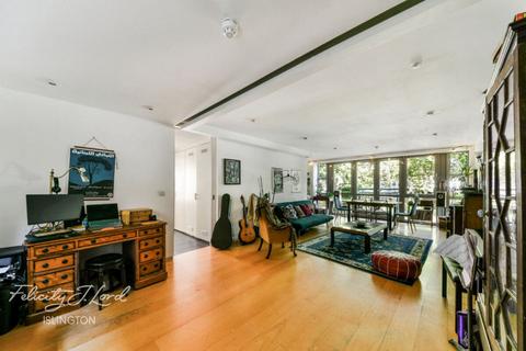 2 bedroom flat for sale, Hoxton Square, London, N1