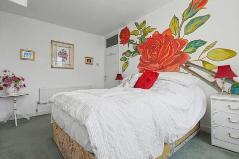 undefined, Silverdale Close, Coventry, CV2