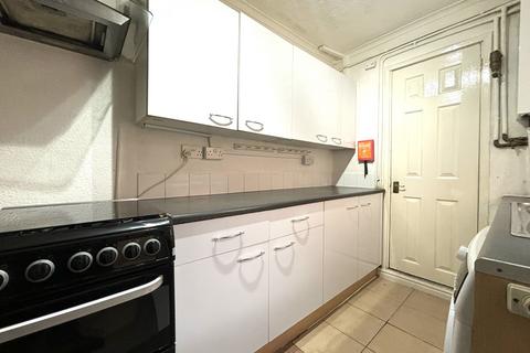 4 bedroom house to rent, Hubert Road, Birmingham, B29