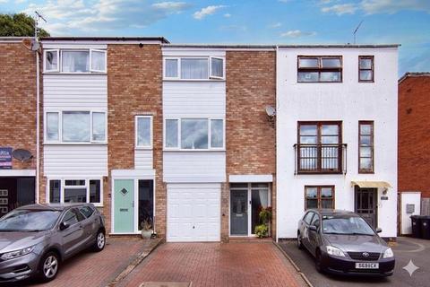 Hawkesworth Drive, Kenilworth, CV8