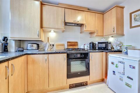 undefined, Spruce Road, Nuneaton, CV10