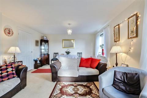 undefined, Spruce Road, Nuneaton, CV10