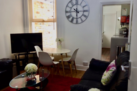 5 bedroom house to rent, Hubert Road, BIRMINGHAM, B29