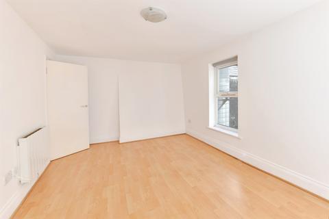2 bedroom flat for sale, Bretonside, Plymouth