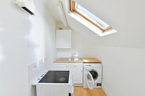 2 bedroom flat for sale, Bretonside, Plymouth