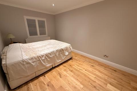3 bedroom house to rent, Low Road East The Mews, Durham, DH1