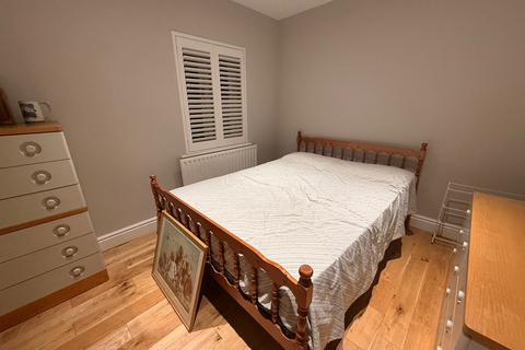 3 bedroom house to rent, Low Road East The Mews, Durham, DH1