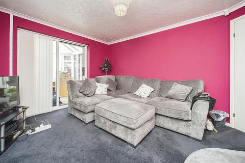 undefined, Standbridge Way, Tipton