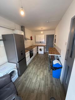 3 bedroom terraced house to rent, Claude Street, Nottingham, NG7