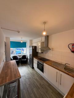 3 bedroom terraced house to rent, Claude Street, Nottingham, NG7