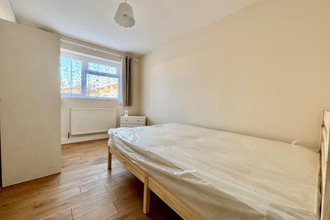 undefined, Gillingham Road, Gillingham, ME7