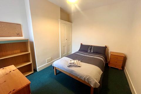 1 bedroom house to rent, Clive Road, Portsmouth, PO1